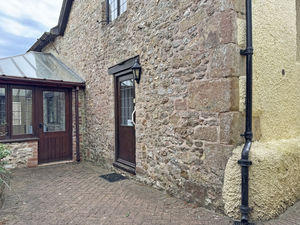 Photo 19- click for photo gallery